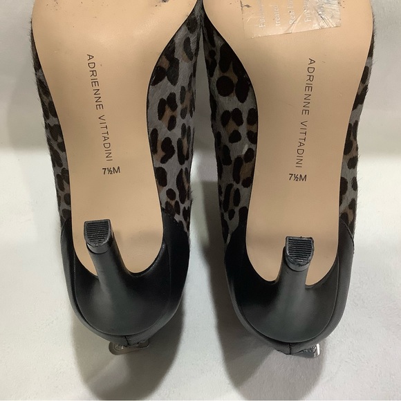 LIKE NEW 👠 Adrianne Vittadini  Nyla Ankles Booties - Picture 8 of 9